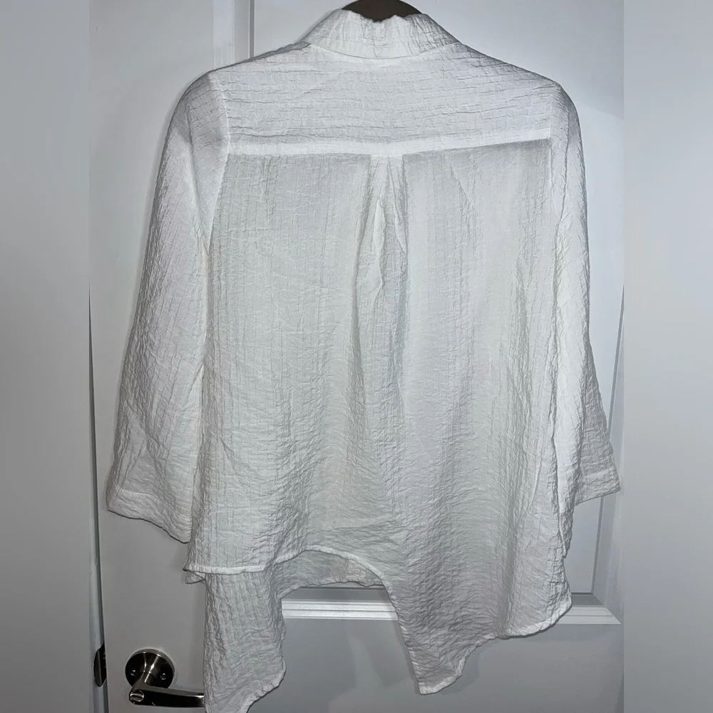Pink Ripple White Flowy Real Shell Button Down Collared Blouse Size Small - Picture 4 of 14